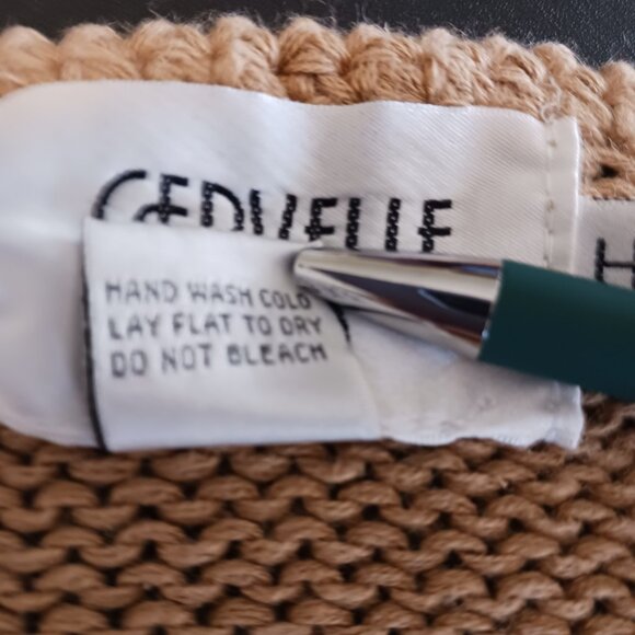Cervelle Hand Knit Tan Sweater, Size Medium, Long Sleeve, Textured, Artisanal - Picture 4 of 16